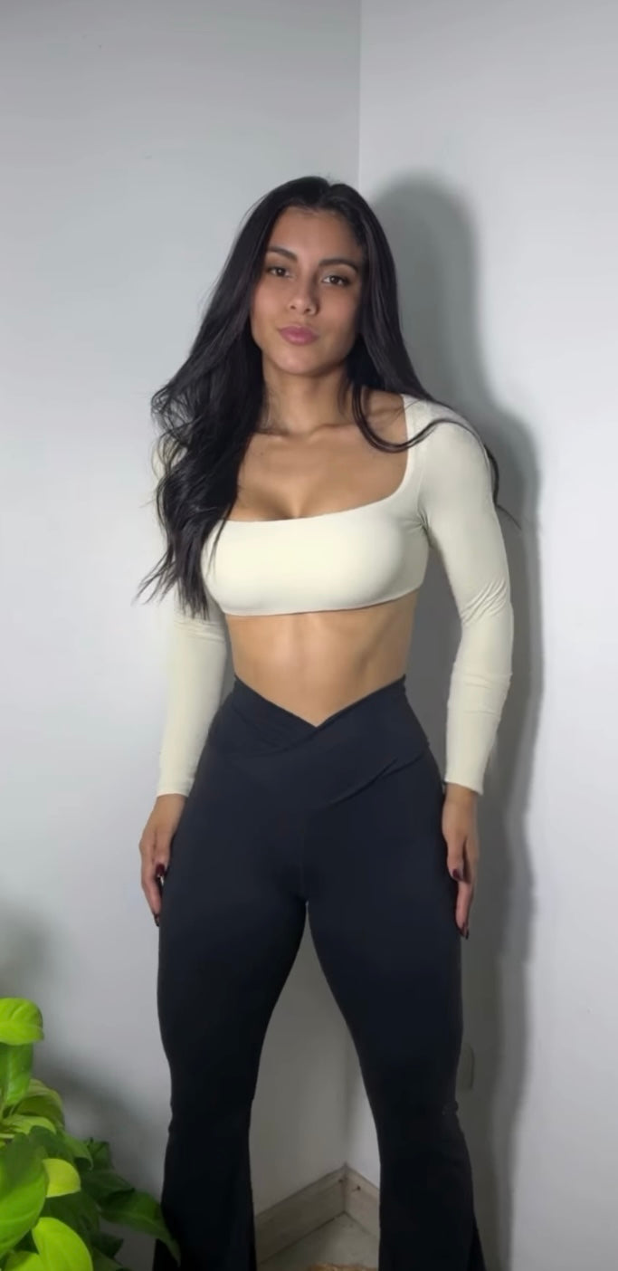 Top SquareFit Crema – Manga Larga