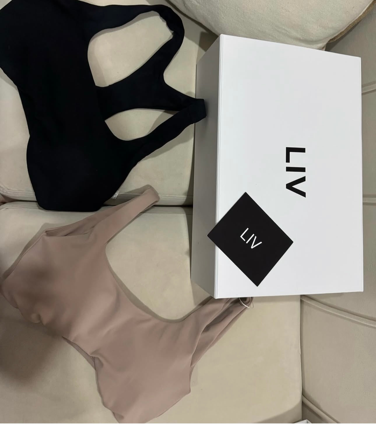 Top Deportivo Essential LIV